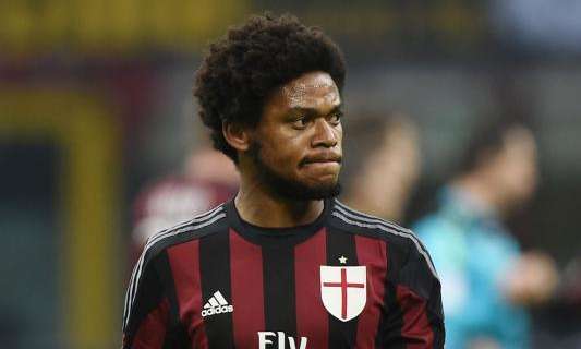 Luiz Adriano: "Non guardiamo cosa ha fatto l'Inter"