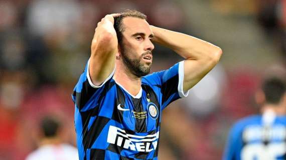 Godin: "L'anno scorso all'Inter ci è mancato solo vincere, vicini a una stagione storica. L'addio? Chiedete a Conte"