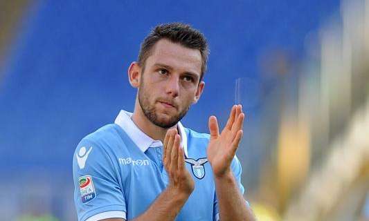 De Vrij: "Voglio bene a Pioli, ma spero di sorridere io!"