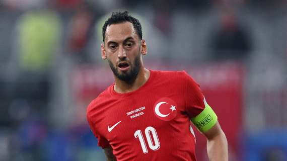 Turchia, Montella chiama il suo capitano: Calhanoglu regolarmente tra i convocati per la Nations League 