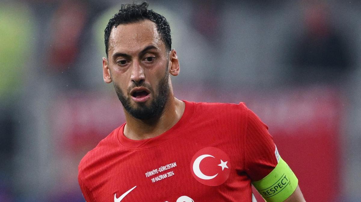 Turchia, delusione Calhanoglu: "Australia, due lanci lunghi e due gol"