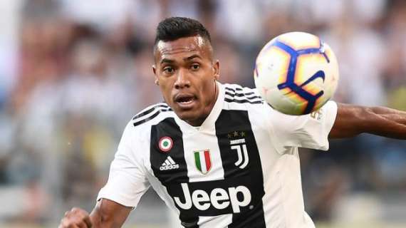 Juventus, si ferma Alex Sandro: in bilico per la gara con l'Inter