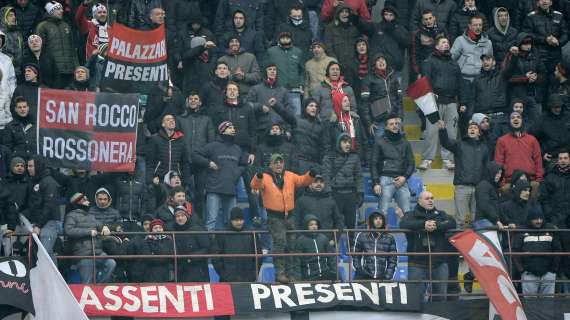 Milan-Catania, cori contro Zanetti: "Salta con noi"