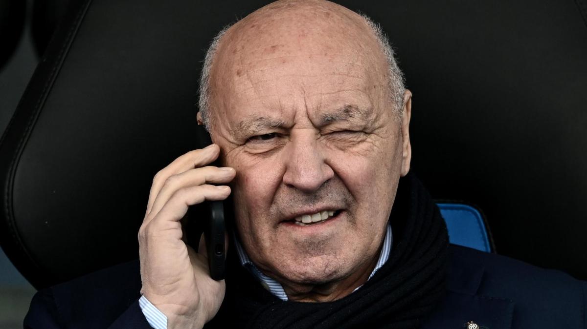 Scambio di doni Perez-Marotta: al presidente dell'Inter il simbolo di Madrid