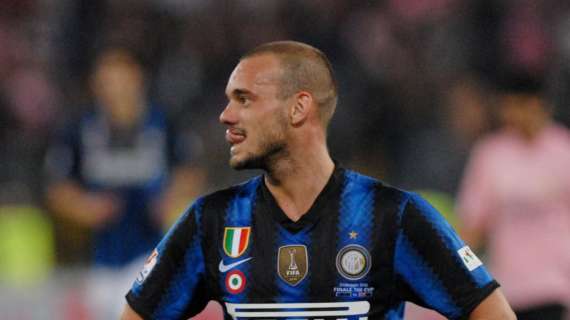 VIDEO - Sneijder spegne i fuochi: "Io amo Milano!"