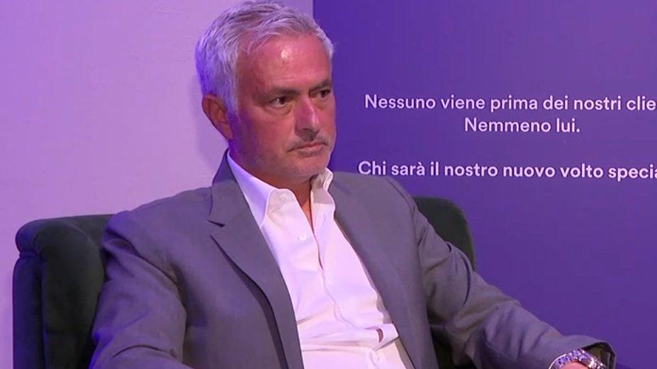 Mourinho: "Non pensavo che Chivu fosse un predestinato"