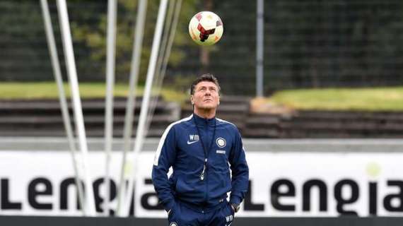 Verso il Napoli, Mazzarri e la probabile: le strategie