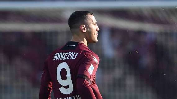 Salernitana, De Sanctis blinda Bonazzoli: "Non è sul mercato. Non vendiamo chi dà il massimo contributo"