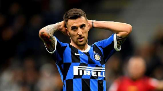 TS - Napoli-Inter, Vecino è quasi out. Per Conte due ballottaggi a centrocampo