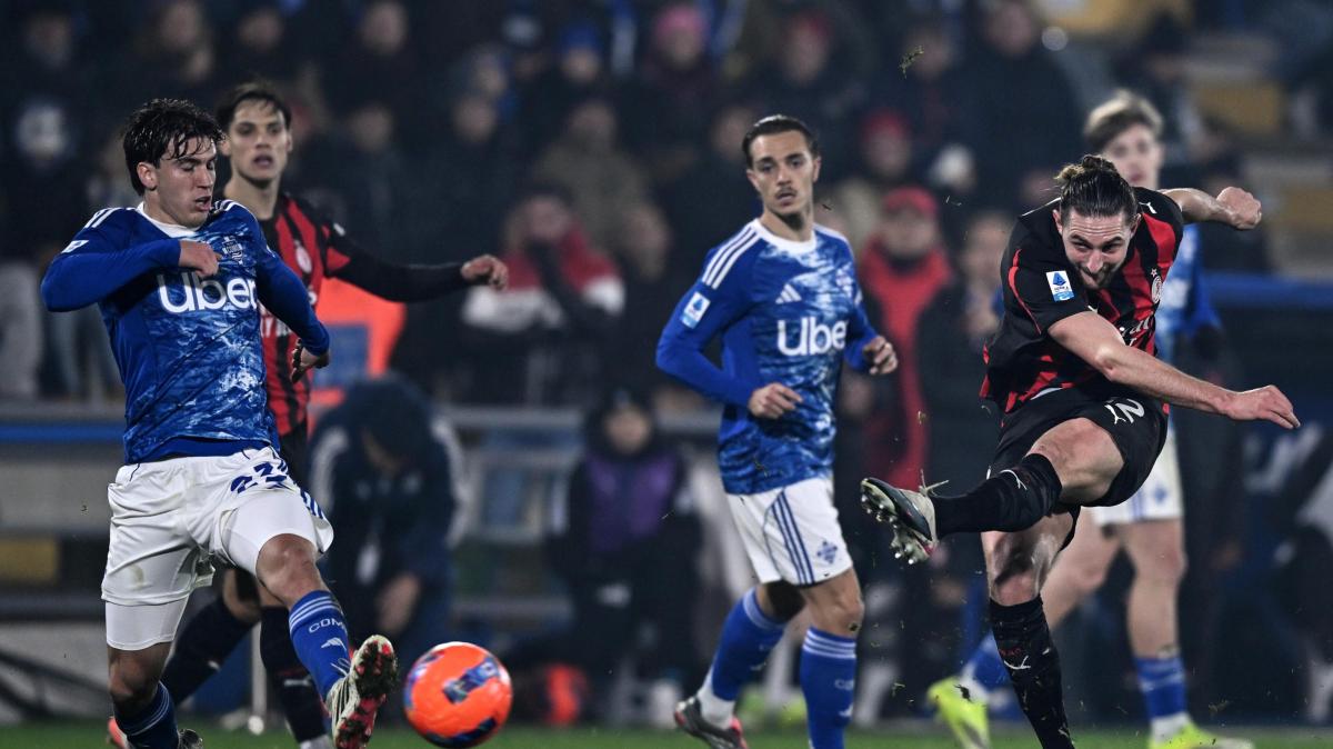 Il Como si piega ancora ad una milanese: il Milan fa 3-1 e torna a -3 dall'Inter