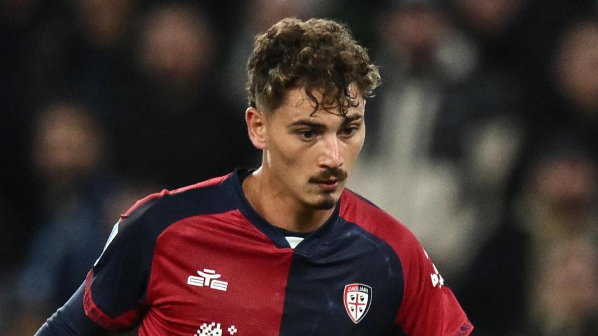 Cagliari, Esposito: "Borrelli ha le caratteristiche di Pio: io devo fargli fare gol, lui deve fare la guerra"