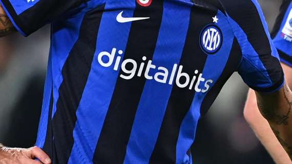 TS - Inter-Napoli ancora con Digitalbits sulle maglie. Il club fa il prezzo per il futuro sponsor: due favorite