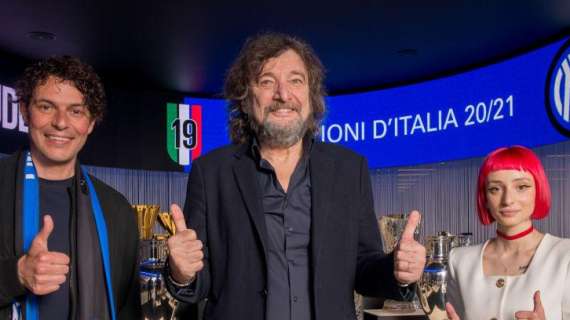 Cecchetto: "Vorrei vedere la squadra che canta il nuovo inno. Conte via? Sarebbe un peccato, dobbiamo diventare i migliori al mondo"