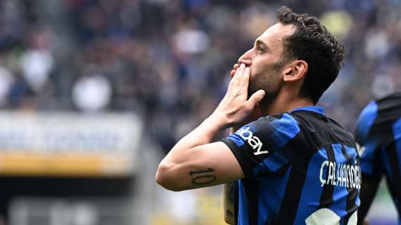 Calhanoglu maestro di cerimonia: la doppietta del turco lancia l'Inter col Torino, e ora la grande festa