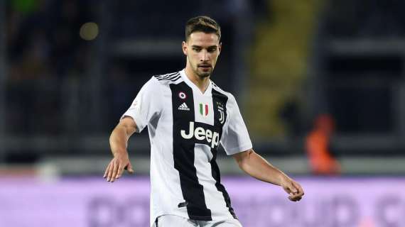 Juve, De Sciglio: "Speriamo che ora chi ci insegue perda punti"