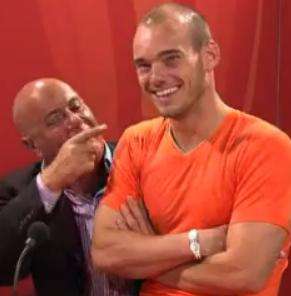 E' Sneijder-show anche alla tv olandese!