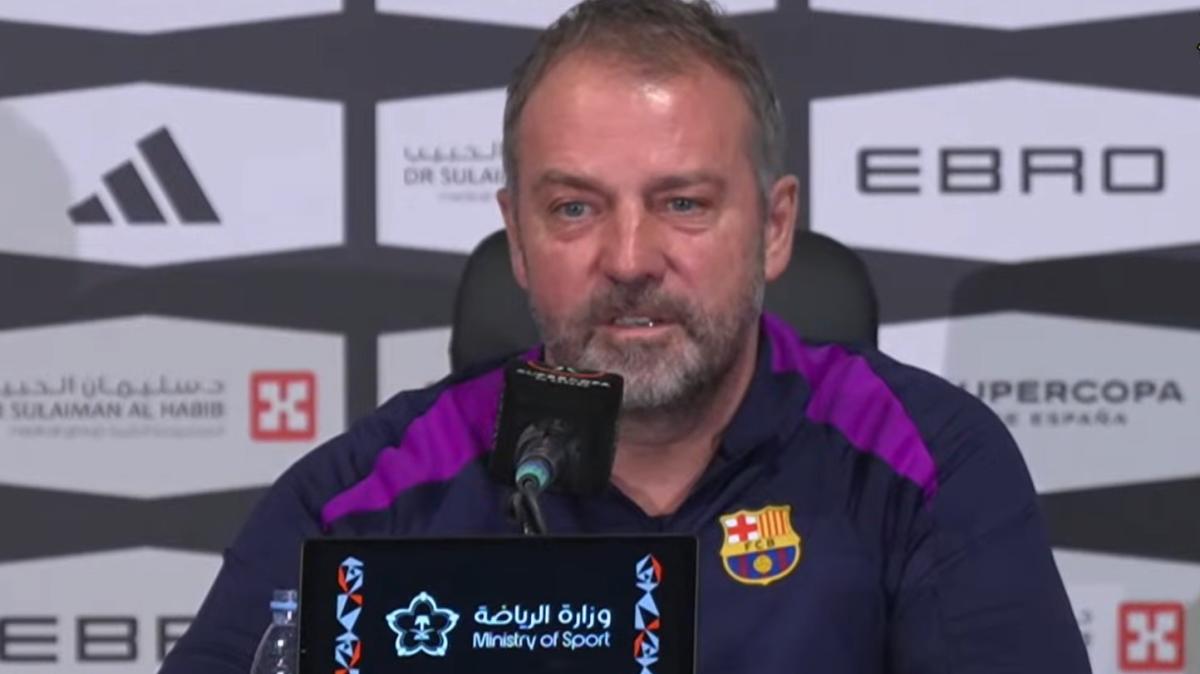 Flick dà praticamente il benvenuto a Cancelo: "Non è ancora fatta, ma sarò felice del suo arrivo. Ci rinforzerà"