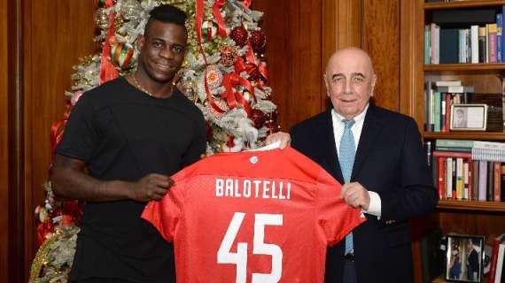 UFFICIALE - Mario Balotelli riparte dal Monza: maglia numero 45 e contratto fino al 30 giugno 2021