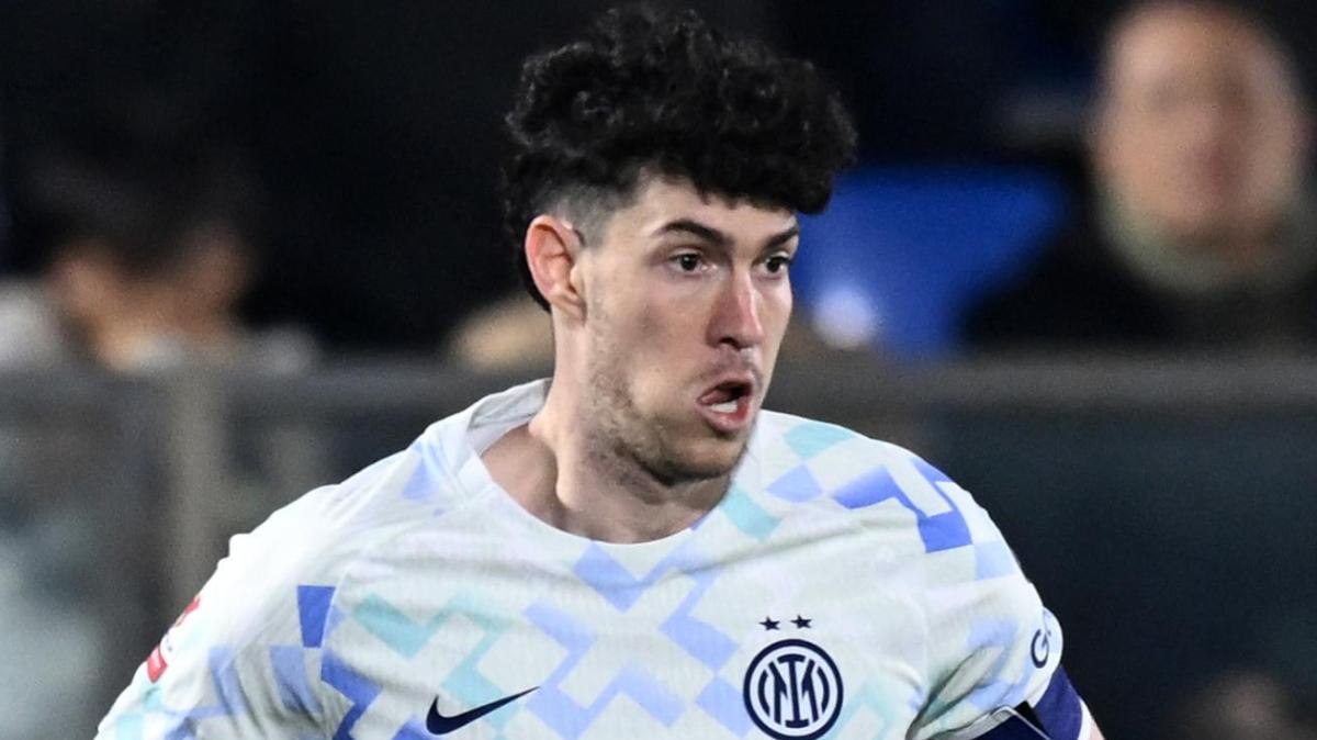 TS - Bastoni rischia un derby come Ronaldo. Ha fatto il callo ai fischi, ma...