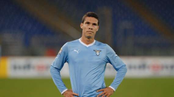 Hernanes lascia fuori l'Inter: "Milan e Juve le rivali"