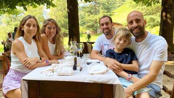 Godin e Borja Valero ricaricano le pile in vista dell'EL: "Pranzo con amici"