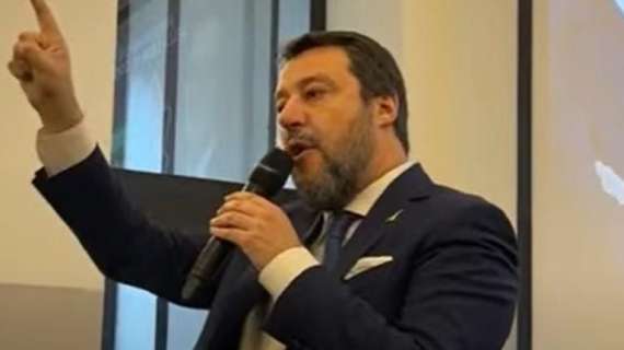 Nuovo stadio, Salvini: "Basta coi 'signori del no', ci sono società pronte a mettere 1 miliardo"