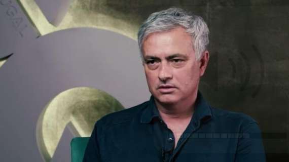 Mourinho: "La gente mi considera un vincente, alla Roma sono pronto a tuffarmi in una missione impossibile"