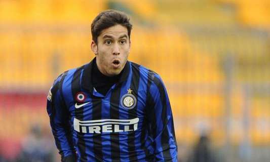 Migliora il ginocchio di Ricky Alvarez