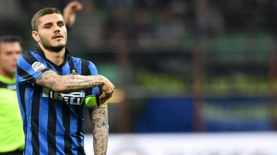 Icardi, Napoli alza l'offerta, no dell'Inter e Mauro forza: rinnovo subito o cessione