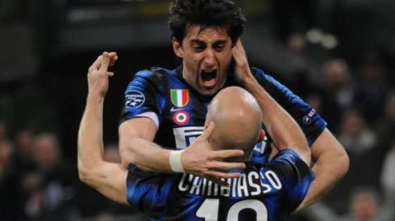 Cambiasso saluta Milito: "Padre, amico e compagno: grazie per avermi reso parte della tua vita e carriera"