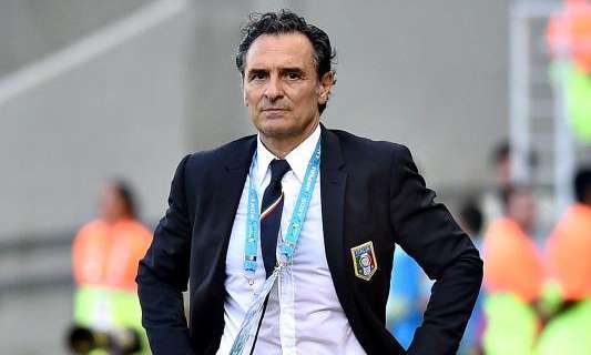 Prandelli: "De Boer dovrebbe fare un monumento alla Juve. Icardi? La fascia impone di andare oltre i soldi"