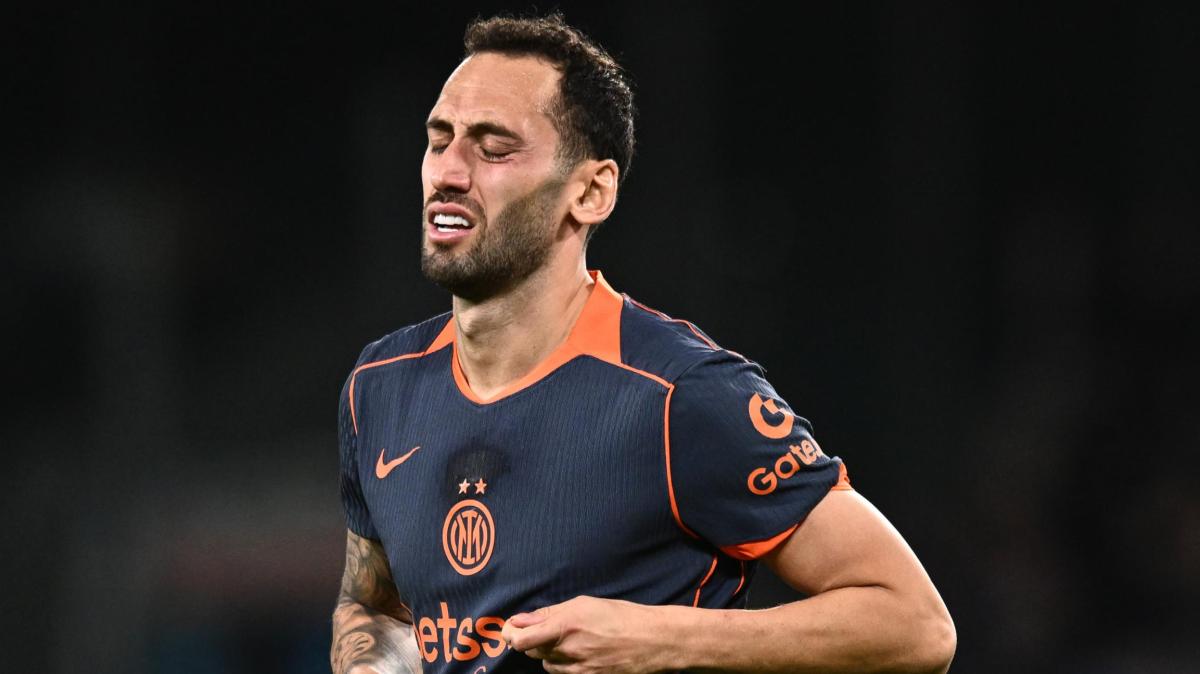 GdS - Calhanoglu-Inter, rinnovo 'nel limbo': sarà addio? Si deciderà tutto la prossima estate