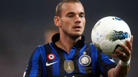 Alberti insiste: "Sneijder via, accordo con Tévez"