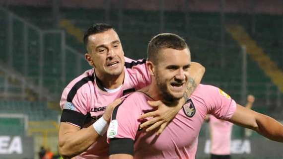 Serie B, Puscas trascina il Palermo: doppietta al Perugia e vetta momentanea in attesa del Brescia