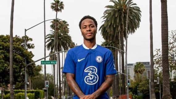 UFFICIALE - Il Chelsea porta a casa il primo rinforzo: Sterling è un nuovo giocatore Blues