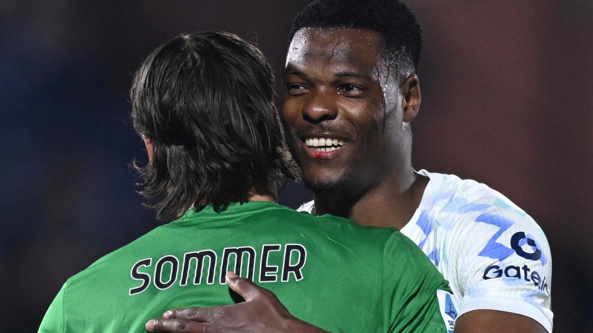 Pagelle GdS - Dumfries, differenza da scudetto. Esposito innocuo e spaurito