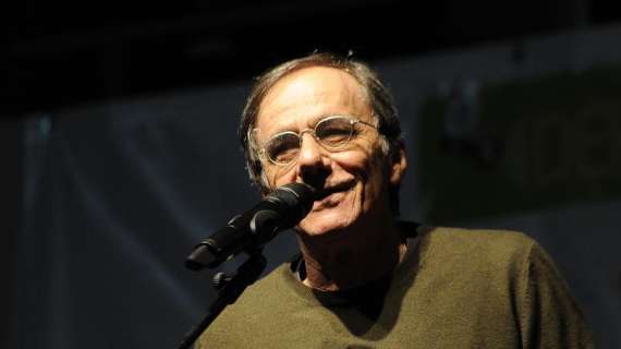 Vecchioni: "L'Inter è una cosa sacra. Una delle priorità della mia vita". Poi svela un aneddoto