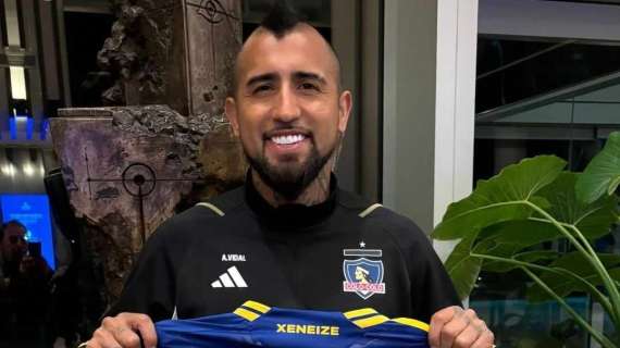 Il Colo-Colo sfida il River Plate: Medel regala la sua maglia del Boca a Vidal