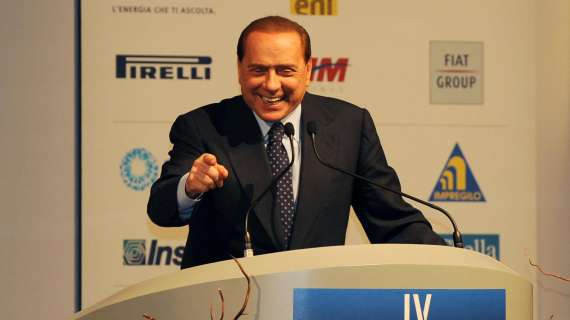 Berlusconi tra barzellette e applausi a Moratti