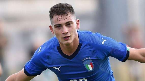 Esposito, debutto nell'U19 azzurra al bacio: un gol e un assist a Riccardi per superare Malta