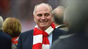 Hoeness consiglia Alaba: "Spero che lui e suo padre si rendano conto che il Bayern è l'opzione migliore"