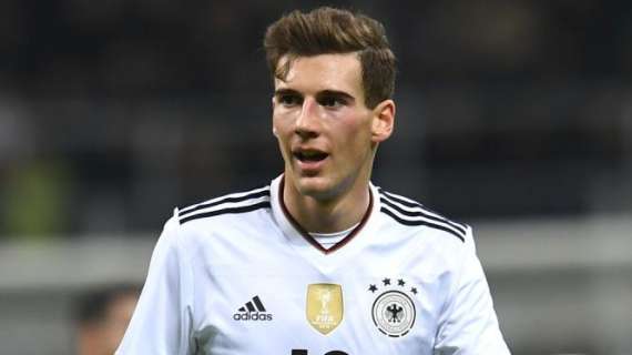 Goretzka, colloqui col Barça: è dura per Inter e Juve