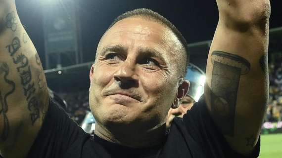 Cannavaro: "Napoli forte anche l'anno scorso, nonostante lo svantaggio dall'Inter. Ma aspettiamo le altre"