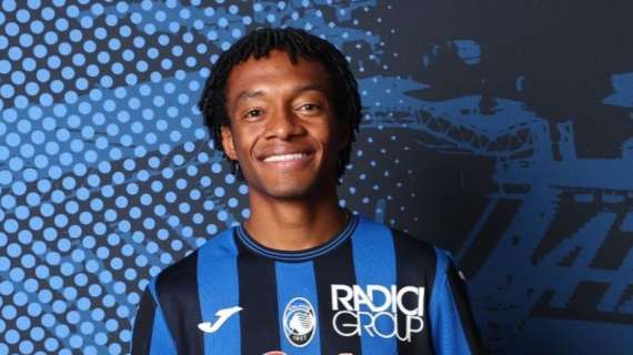 Cuadrado firma con l'Atalanta: "Tante scelte, mi sono mantenuto al massimo livello"