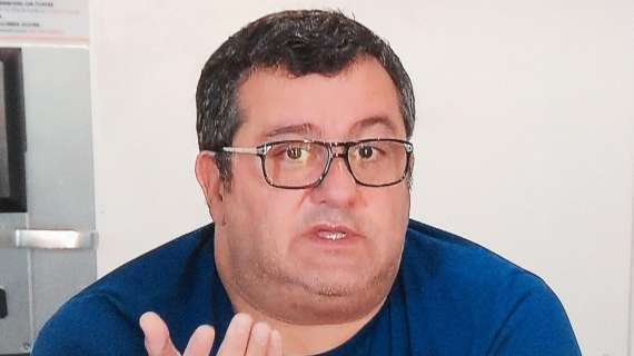 Raiola: "Rinnovo De Vrij, accordo verbale. All'Inter manca una punta top. Spero Pogba vada via a gennaio"