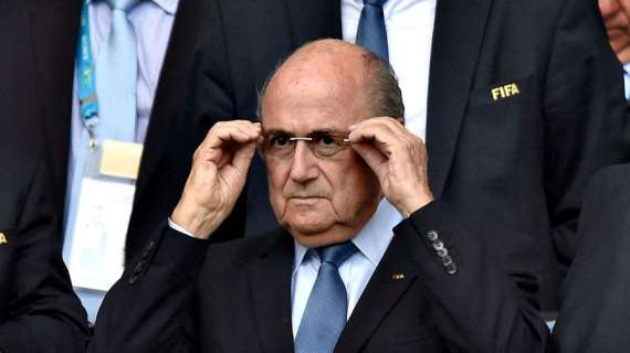 Fifa, parla Blatter: "Non è finita qui, fu complotto anglo-americano. Qatar 2022? Decise Sarkozy"