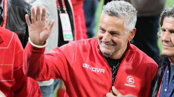 Baggio compie 58 anni, l'Inter festeggia il Divin Codino: "Talento cristallino ed eleganza inconfondibile"