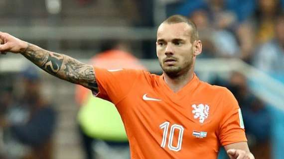 Sneijder rammaricato per le mancate celebrazioni per l'addio alla Nazionale: "Avrei meritato, come Robben"
