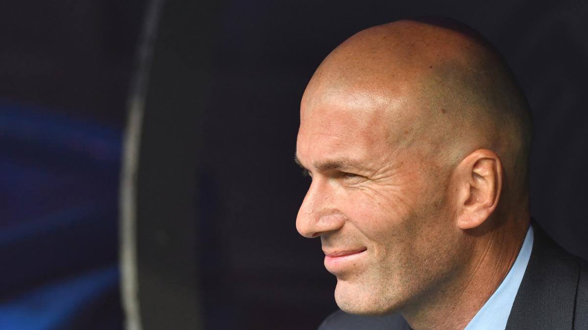 Zidane: "Per lo scudetto c'è anche la Juve. I fratelli Thuram? Del padre hanno solo il nome"
