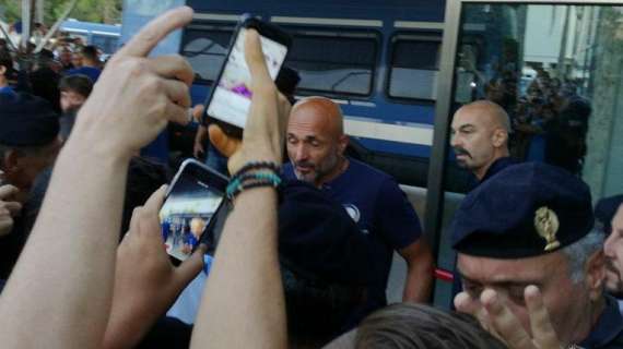 FOTO - Spalletti guida il saluto ai tifosi salentini: Eder, D'Ambrosio, Icardi e Ansaldi protagonisti